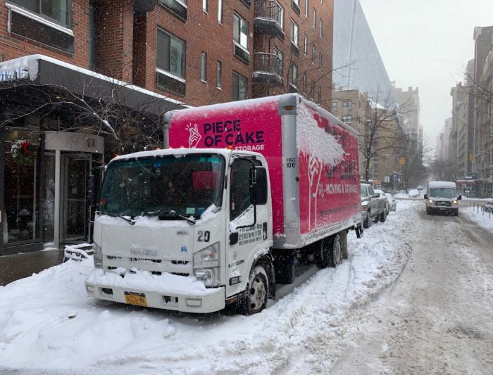 Moving in the snow (New York)