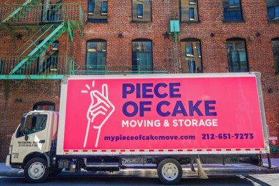 piece-of-cake-moving-and-storage-pink-truck-2-400×267-1
