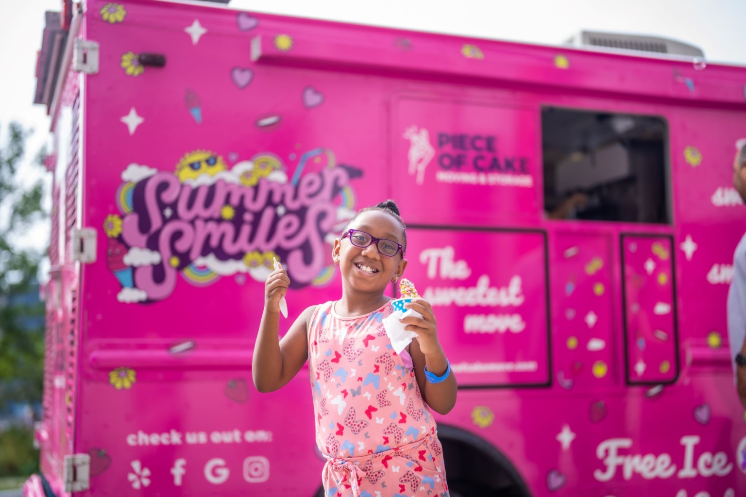 Summer Smiles 2023 Piece of Cake Moving Happy Customer Summer Smiles 2023 Piece of Cake Moving Happy Customer